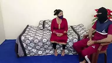 Sexy Indian Maid Blowjob Sucking Dick Of her Boss
