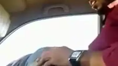 Paki Bhabi Fucked in Car
