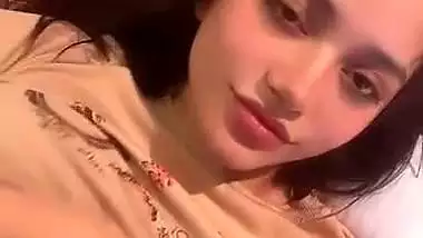 Gorgeous maal selfie round big boobs viral show