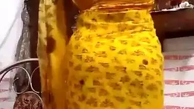Beautiful bhabhi striping sari and make video for lover