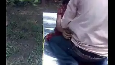 Horny Bhopal village couple outdoor sex session