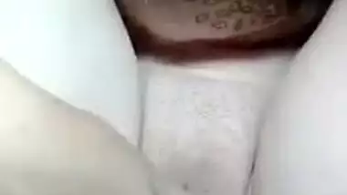 Beautiful Pakistani wife fingering pussy