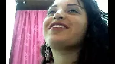 Savitha bhabi look-like call girl on cam