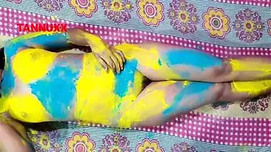 Naked Desi gal covered with paint and ready for XXX fun with BF