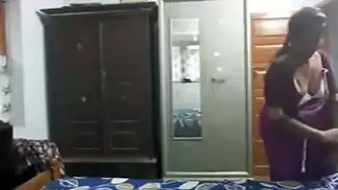Hidden cam video of Indian aunt dressing