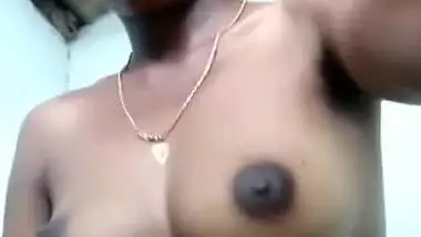 Tamil Bhabhi Record Her Nude Video