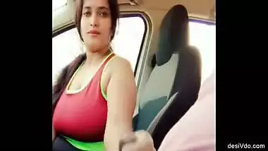 Super Cute Aunty Play in Car