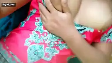 Desi Girl Fingering her Pussy