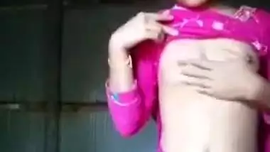 Desi village teen show her sexy pussy