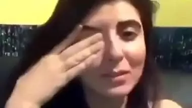 Paki actress najiba faiz viral clip