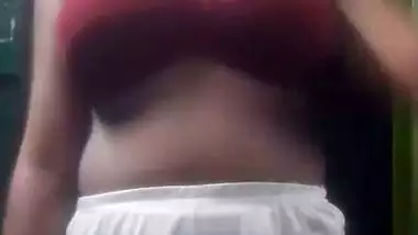 College girl stripping and showing big boobs viral MMS