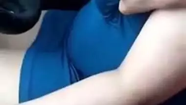 Driver gives Indian hitchhiker a ride that turns into porn action
