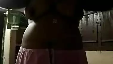 Today Exclusive- Sexy Mallu Bhabhi Showing Her Boobs And Pussy Part 2