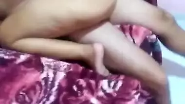 Hot Aunty Riding young guy dick and fucking with moaning
