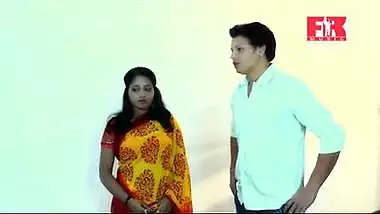 Indian sexy bhabhi enjoy sex with devar caught in cam