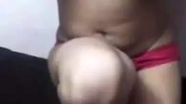 Sexy Bhabi Showing her big boob