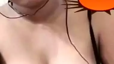 Bigboob Bangladeshi Girl Showing In VideoCall