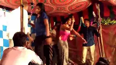 Telugu Hijra Showing Boobs On Stage