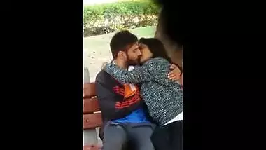 Indian couple outdoor desi mms sex scandal leaked online