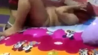 Bhabhi fucked by hubby friend while hubby records