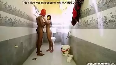 Desi Desi Girl Fucked In Bathroom
