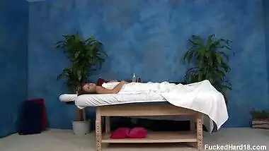 Magical Boob Girl gets her Free Massage while her boyfriend waits in lobby