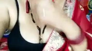 Sexy Bhabhi Showing her big boobs and pussy