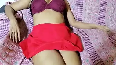 Indian Miya Show Her Big Boobs And Wet Pussy - Huge Boobs