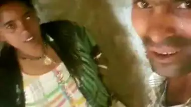 Bihari village girl boob press and viral fucking