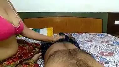 Bhabhi aur ghar ke naukar ke fuck masti ki Jaipur porn bf