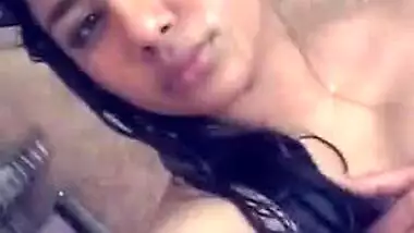desi girl bathroom and bedroom boobs show