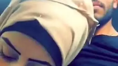 Desi Muslim Girl Sucking Cock In Car
