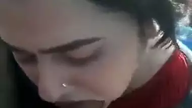 Desi milf sucks a hard dick in the Bangladeshi xvideo