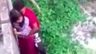 Cheat wife and lover quick doggyfuck during warm may day outdoor, Desi sex mms