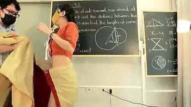 Madam Geeta Rani ( Indian Hottest Principal Teacher )