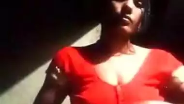 Village Bhabi Showing her Boobs and Pussy