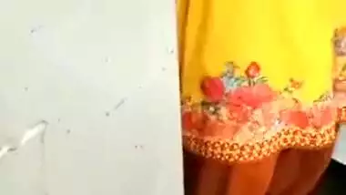 Beautiful Paki Pathan Wife Showing Lover