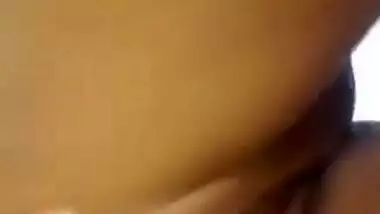 Cute Indian XXX teen showing her sweet boobs and pussy on cam