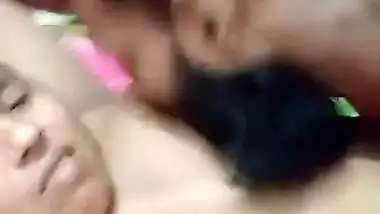 Crazy Muslim man eats his wife’s boobs in Bangladeshi sex