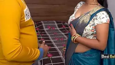 Indian Bhabhi Seduces Ladies Tailor For Fucking With Hindi Audio