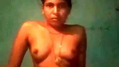 Desi village bhabi rekha sho w her sexy pussy and fucking with devar video 2