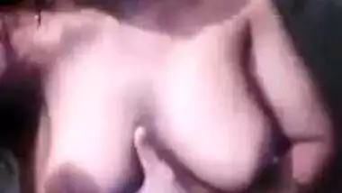 Bangladeshi Desi teen XXX girl showing her pretty pussy on cam