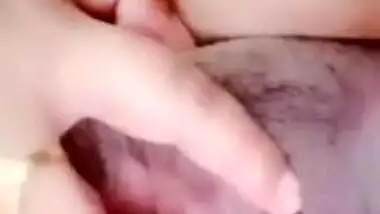 Village wife has XXX pinky flower to expose on camera in Desi porn