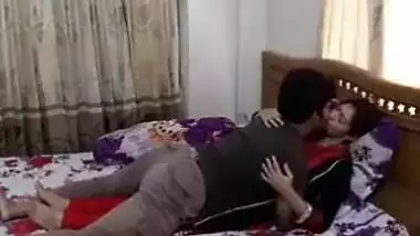 Desi wife hardcore fucking in room