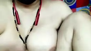 diviya bhabhi showing her hot boobs and pussy