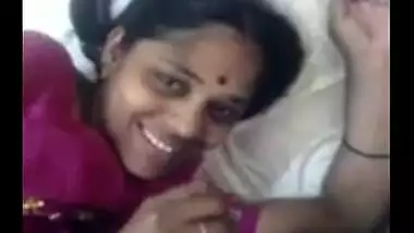 Sex clip of a Tamil mature maid with her owner