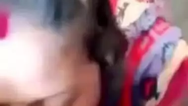 Bengali gal sucks XXX dick and copulates with Desi man in the toilet