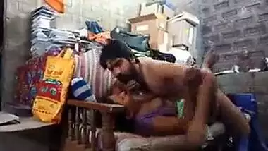 XXX hot video of a desi bhabhi enjoying a nice home sex session