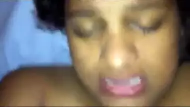 Mallu aunty having sex with her hubby’s friend
