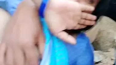 Bhabhi Dehati outdoor fondling Sex porn